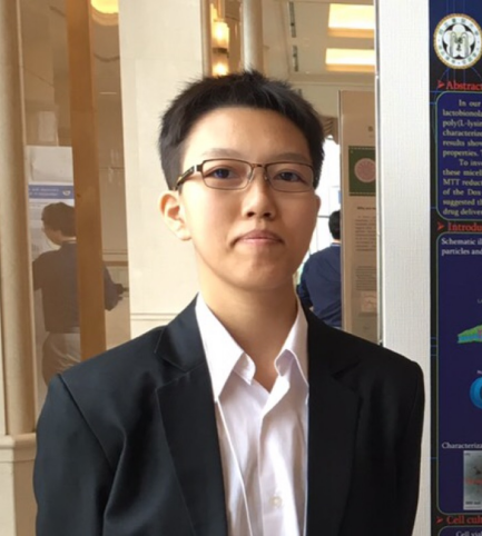 侯素君 助理教授 兼教學發展中心主任 圖片(另開新視窗)