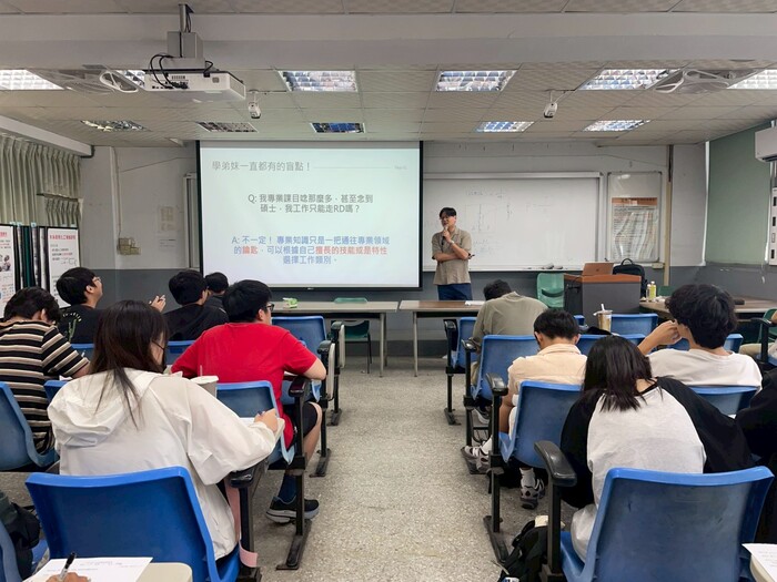 [114.10.13] 專題演講：114-1「化工生技概論」專題講座－台大資工系 鄒介忠博士候選人「從生工到醫工再到資工-跨領域的實務經驗分享」圖片