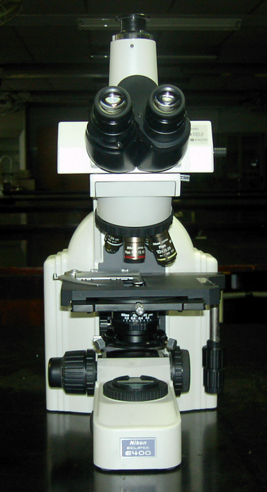 雙眼光學顯微鏡(Nikon, E400;可外接數位相機)圖片