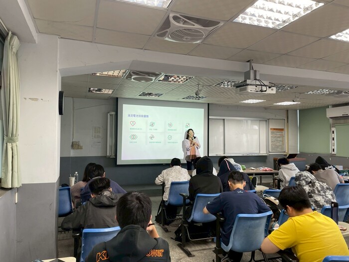 [114.11.24] 專題演講：114-1「化工生技概論」專題講座－國立聯合大學 能源工程系 盧芊彤助理教授「長效型液流電池儲能技術」圖片